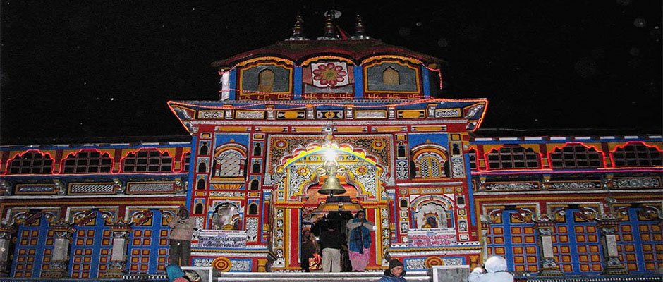 बद्रीनाथ मंदिर में पूजा की दरें